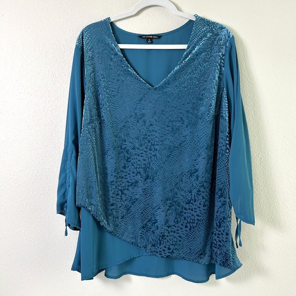 Zac & Rachel Blouse Womens Size 1X Blue‎ V Neck Ruched Sleeve Velvet Layer
